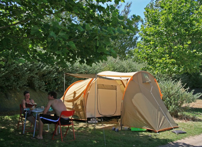 Emplacement pour tente dans un camping 4 étoiles de Vendée