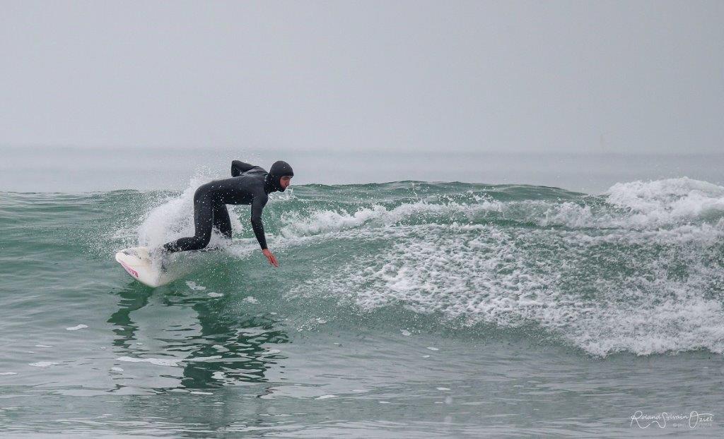 surf sur la plage en Vendée près du camping